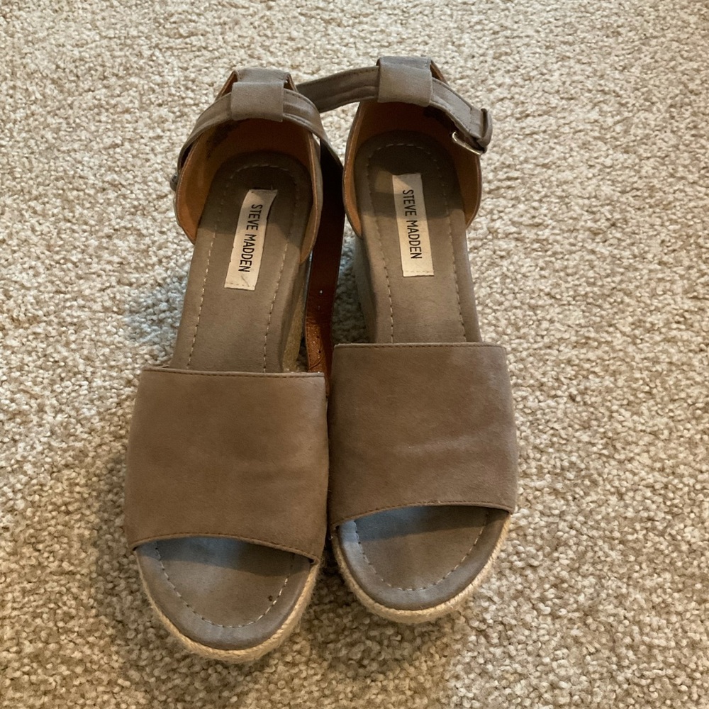 STEVE MADDEN ESPADRILLE PLATFORM SANDALS GUC